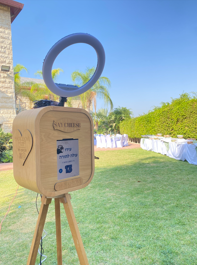 עמדת סלפי מגנטים